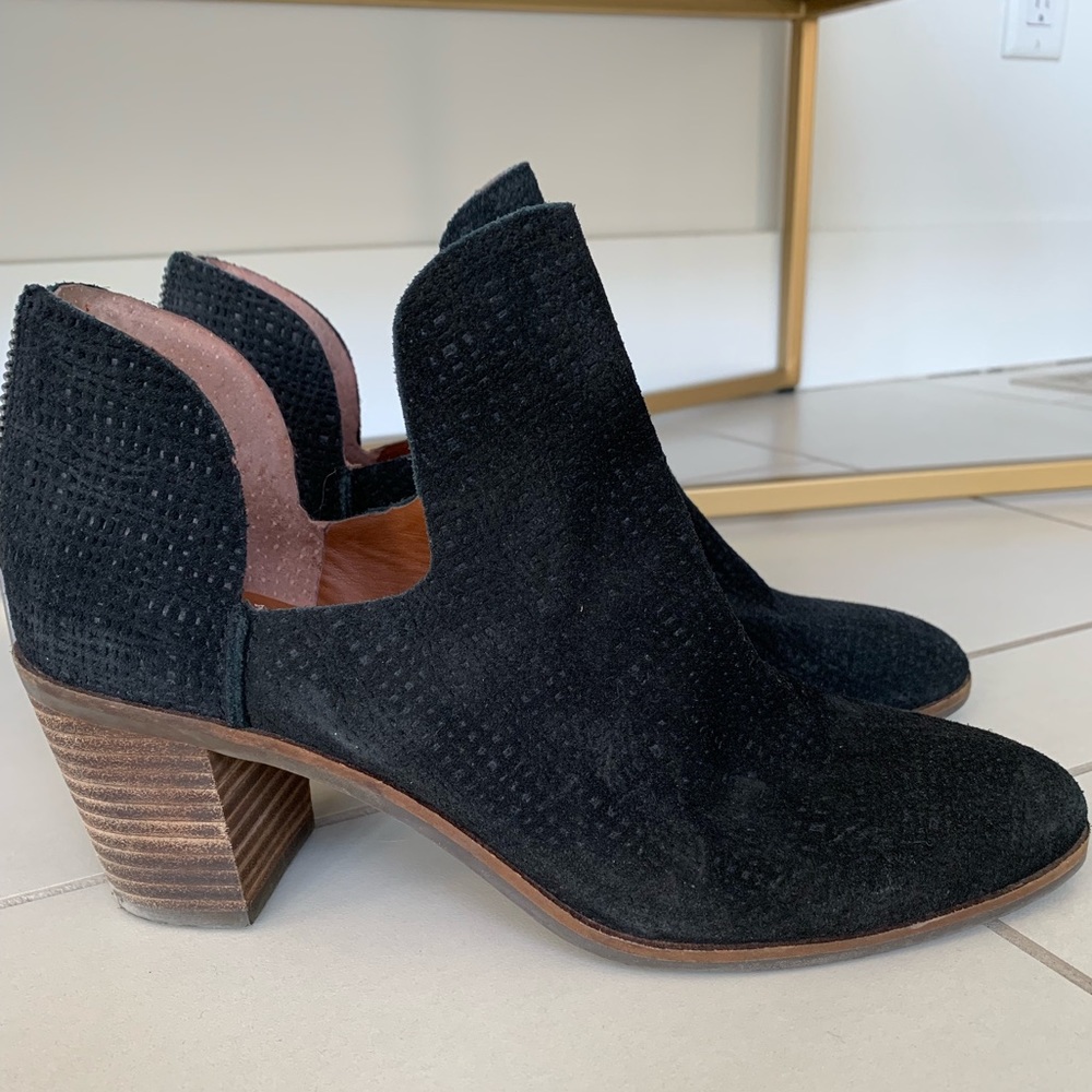Lucky Brand leather ankle boots
